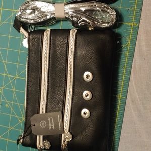 Magnolia and Vine crossbody purse for your Snap jewelry